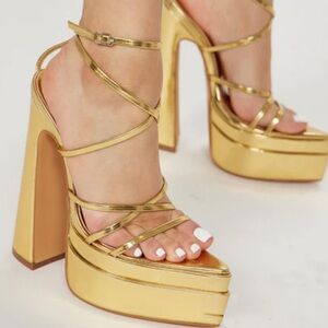 Fashion Nova Social Club Gold Pointed Toe Platform Heels